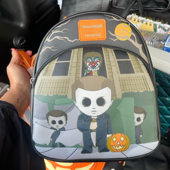 Michael Myers Halloween Loungefly Backpack 🎃🔪 - Picture 5 of 5